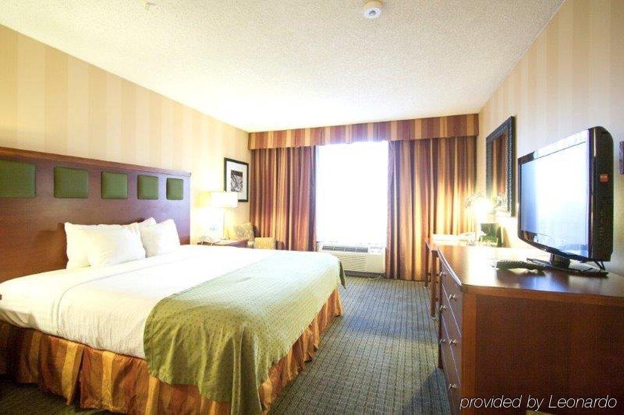 Hotel Downtown-arena By Ihg 3*